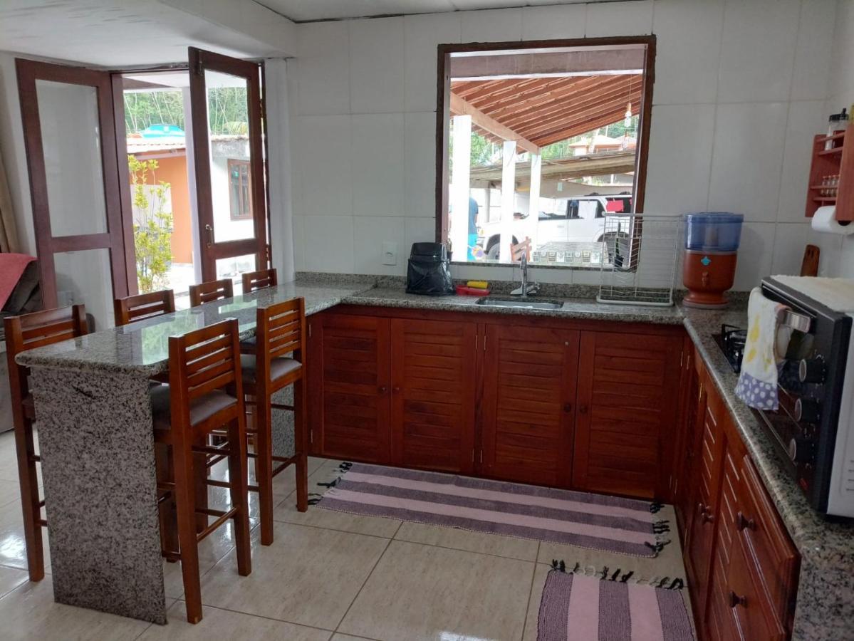 Casa Roxa Com Piscina Em Condominio Araquari Exteriör bild